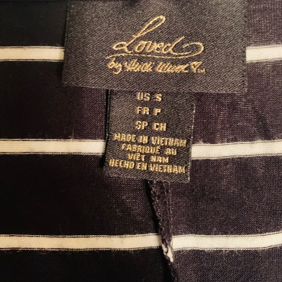 Black and white flutter sleeve top - Picture 5 of 5